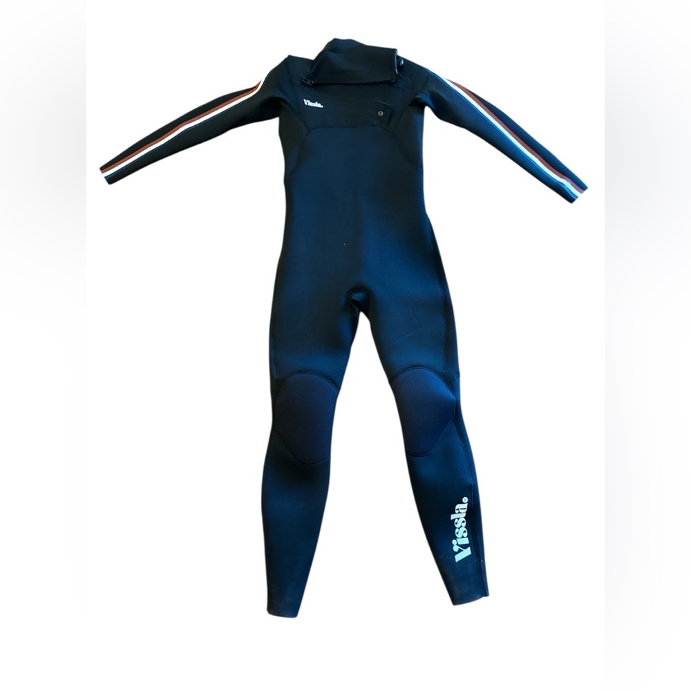 Vissla Youth Wetsuit with Striped Sleeves 
3/2 thickness